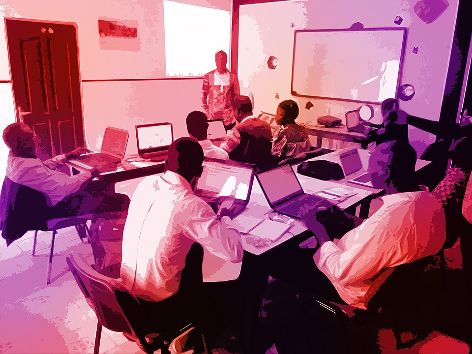 Abidjan — local market for service booking platforms
