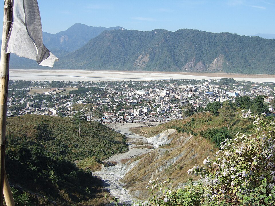 Phuntsholing — local market for online stores