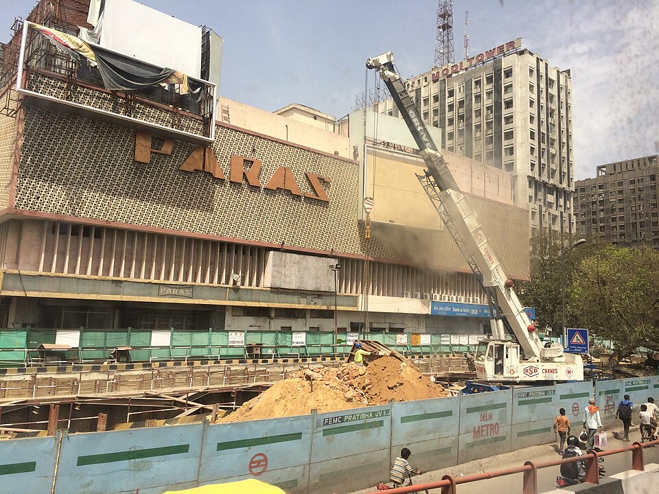 Nehru Place — local market for mobile commerce apps