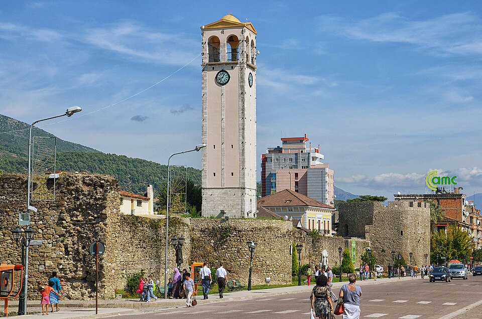 Elbasan — multi-vendor marketplaces for local businesses
