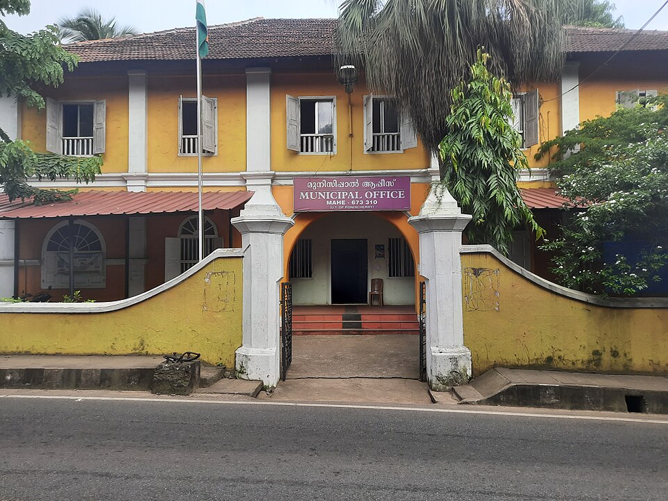 Mahé — local market for B2B and wholesale portals