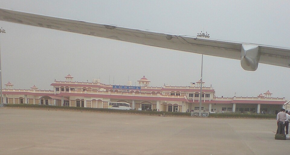 Bhuj — B2B and wholesale portals for local businesses