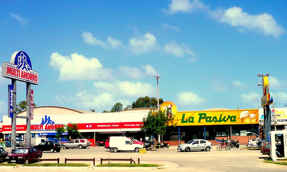 Ciudad de la Costa — local market for mobile commerce apps
