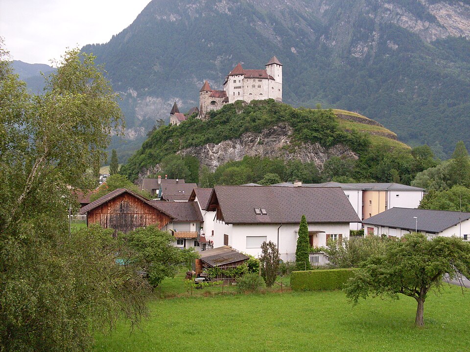 Balzers — local market for custom e-commerce platforms