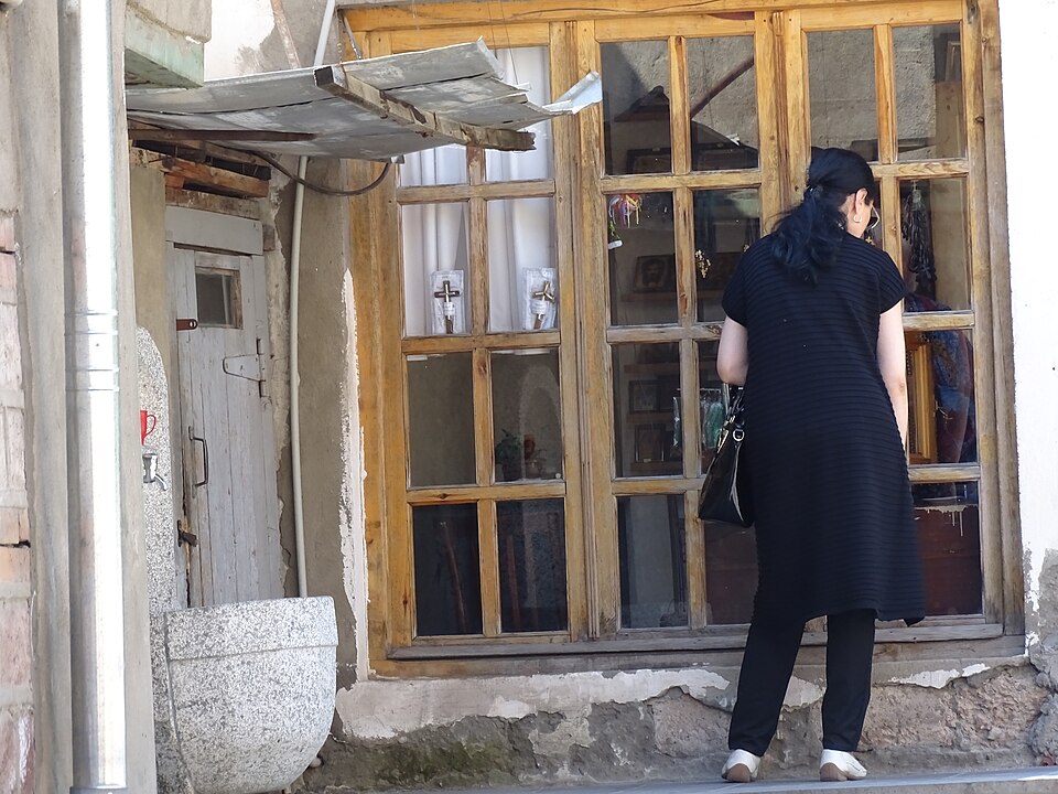 Gori — international and multi-region stores for local businesses