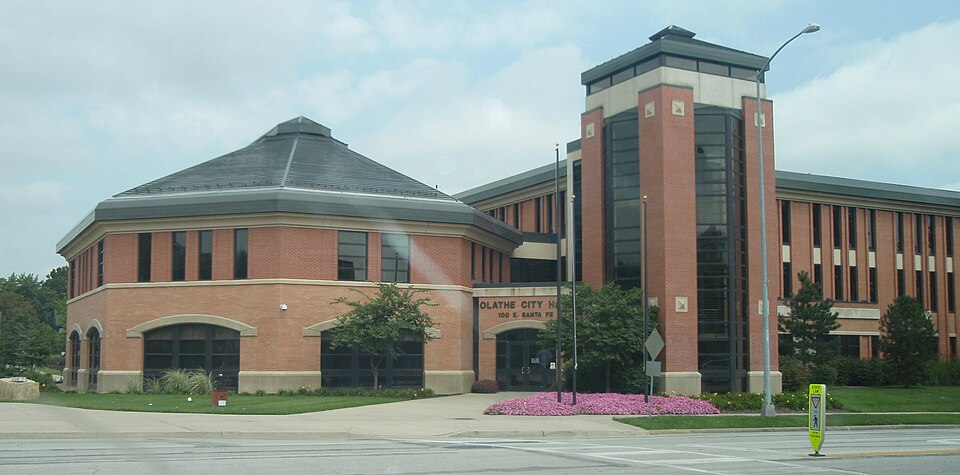 Olathe — local market for B2B and wholesale portals