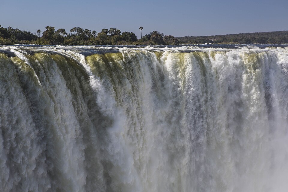 Victoria Falls — manufacturer and distributor portals for local businesses