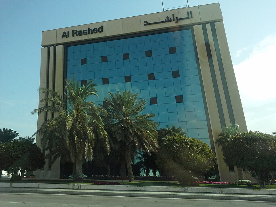 Al Khobar — local market for custom e-commerce platforms