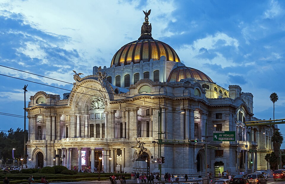 Mexico City — manufacturer and distributor portals for local businesses