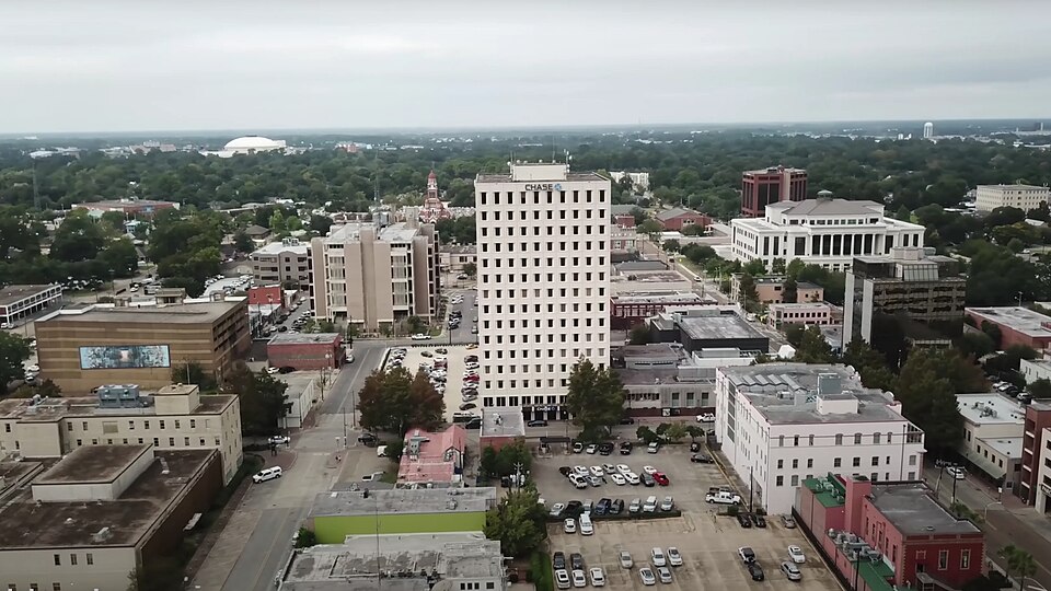 Lafayette — local market for B2B and wholesale portals
