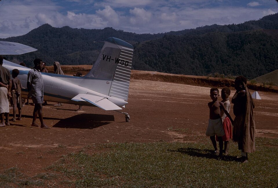 Papua New Guinea — local market for manufacturer and distributor portals