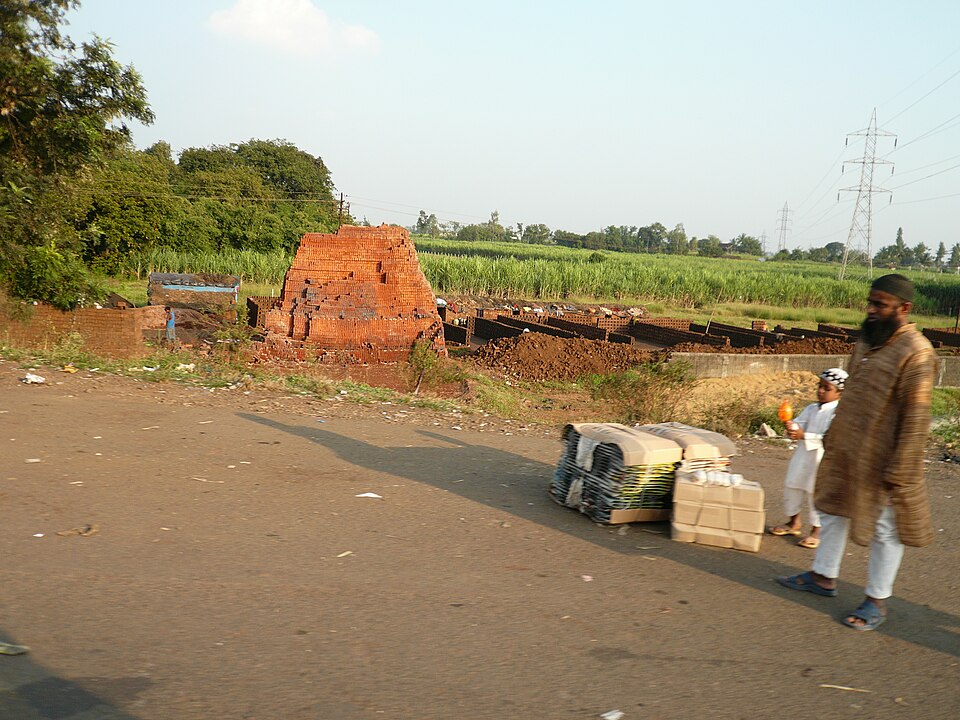 Kolhapur — local market for manufacturer and distributor portals