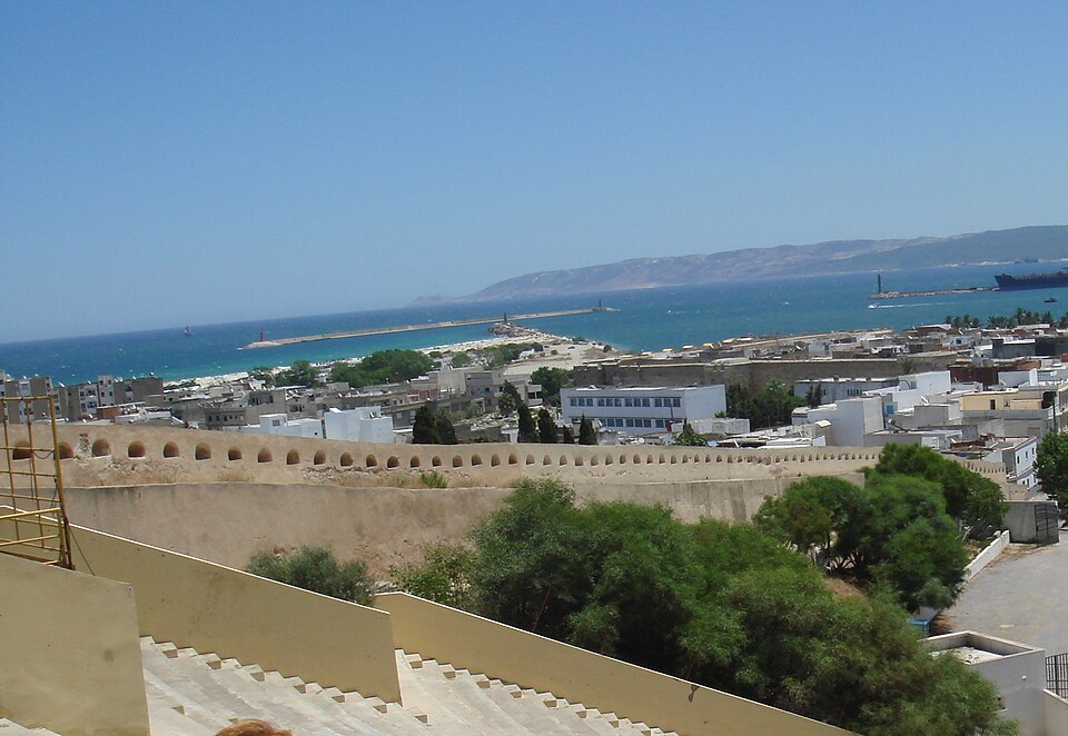 Bizerte — service booking platforms for local businesses