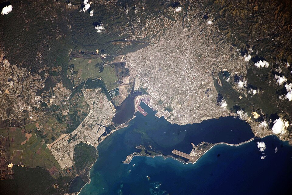 Kingston — manufacturer and distributor portals for local businesses