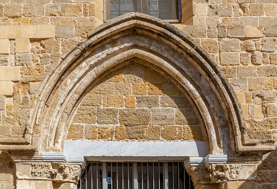Nicosia — international and multi-region stores for local businesses