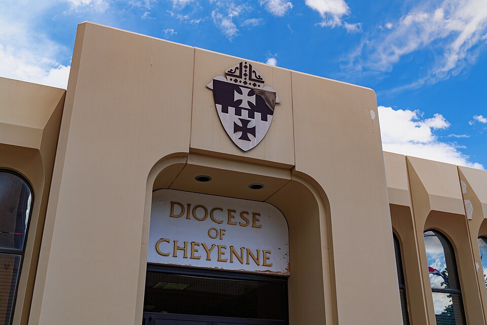 Cheyenne — manufacturer and distributor portals for local businesses