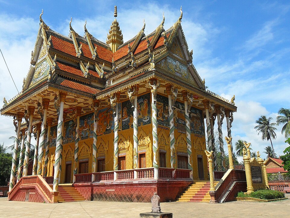 Battambang — international and multi-region stores for local businesses