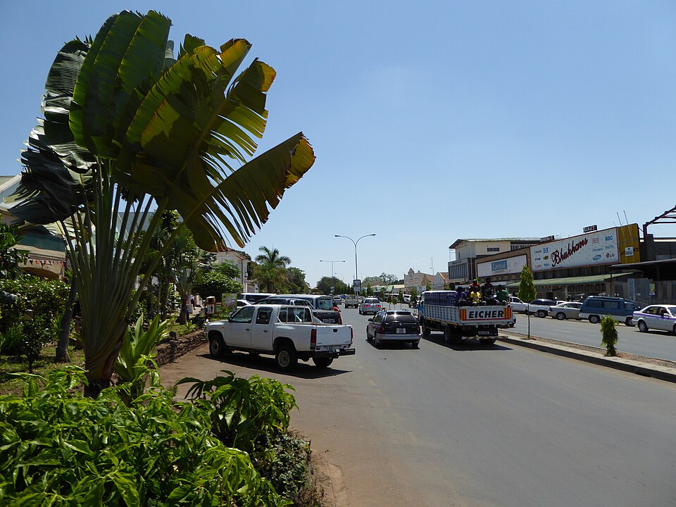 Livingstone — local market for B2B and wholesale portals