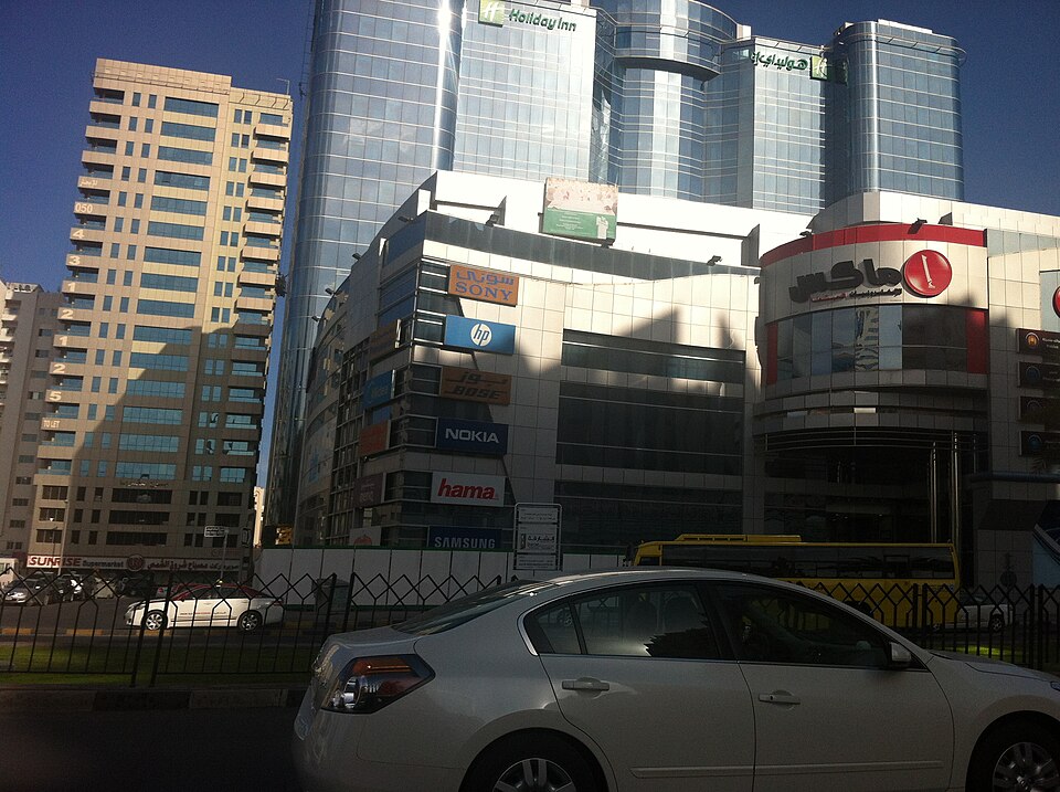 Sharjah — local market for service booking platforms