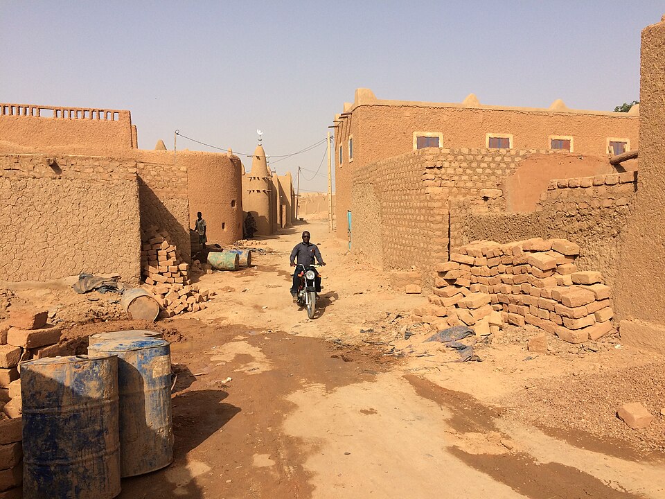 Agadez — service booking platforms for local businesses