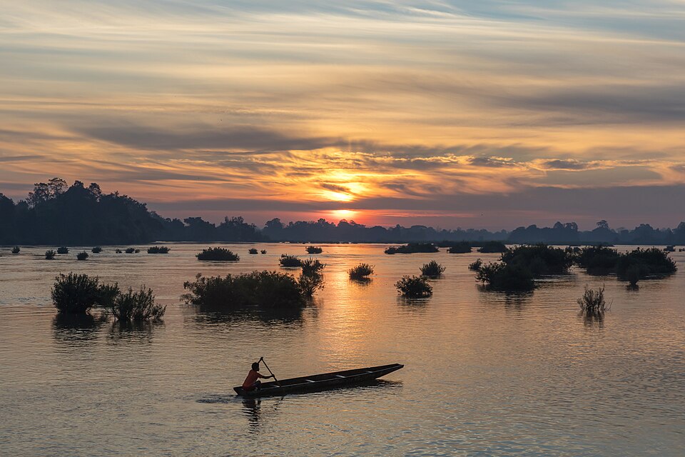 Laos — manufacturer and distributor portals for local businesses
