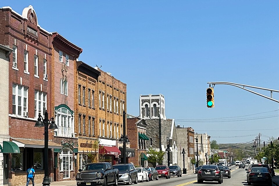 Dover — local market for custom e-commerce platforms