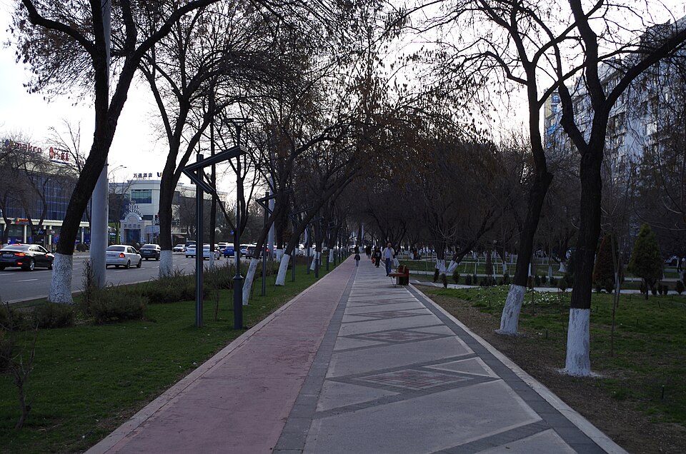 Nukus — manufacturer and distributor portals for local businesses