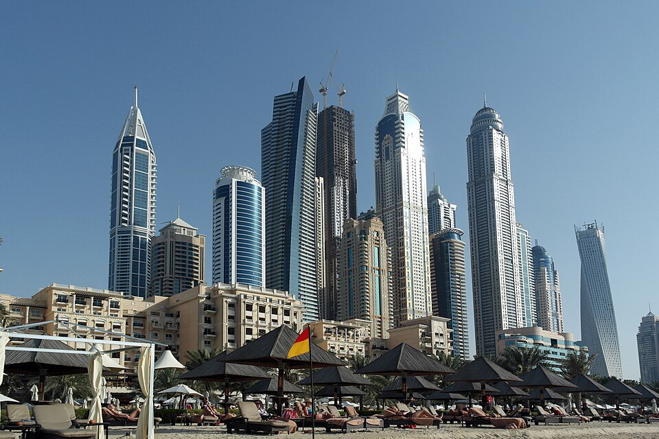 Dubai — multi-vendor marketplaces for local businesses