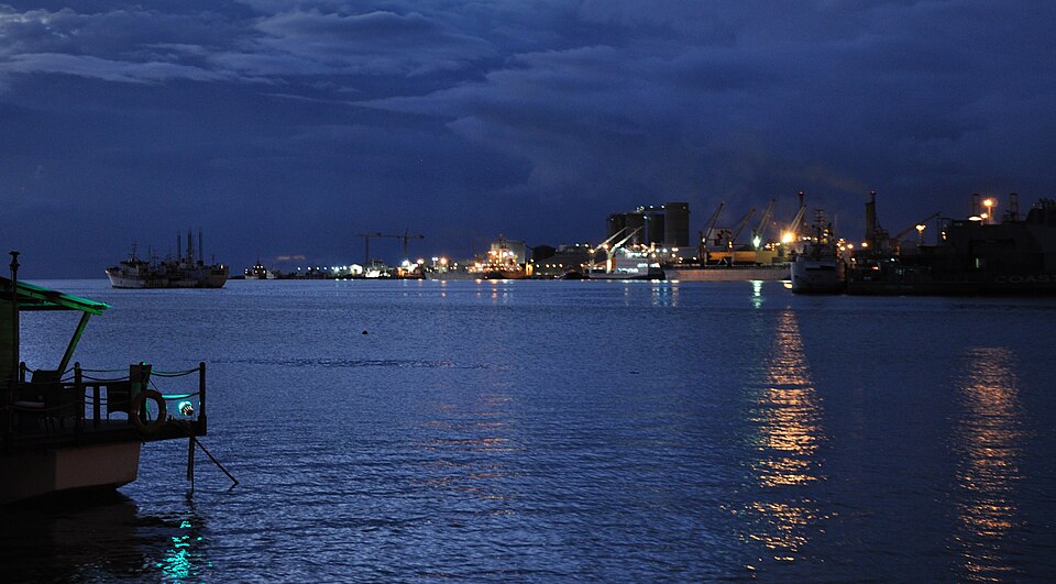 Port Louis — service booking platforms for local businesses