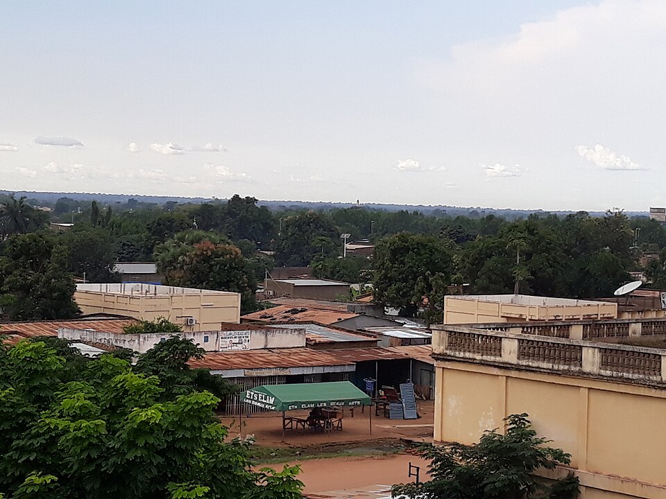 Moundou — multi-vendor marketplaces for local businesses