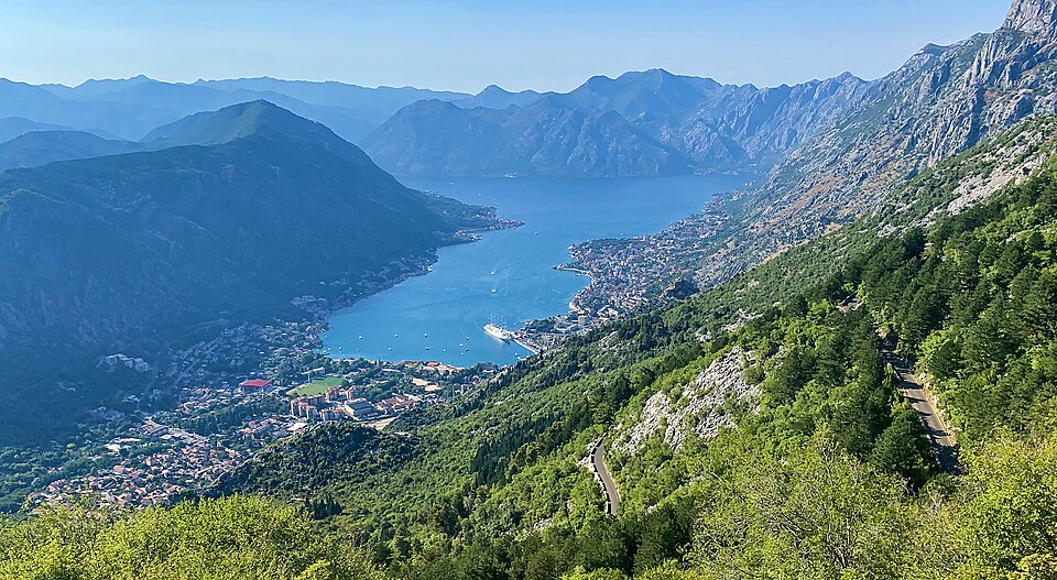 Montenegro — local market for multi-vendor marketplaces
