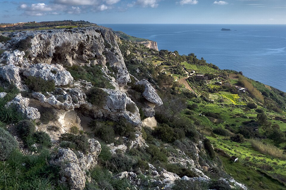 Malta — local market for online stores