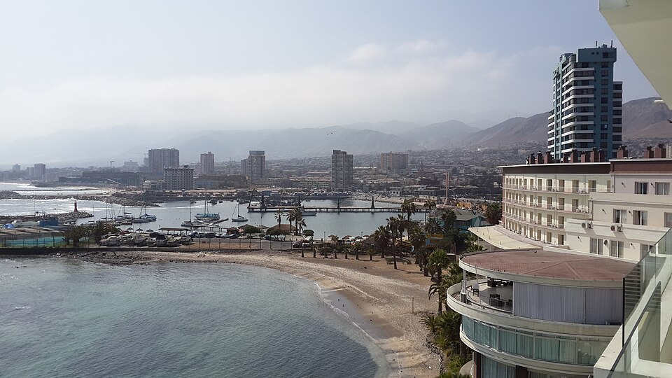Antofagasta — local market for multi-vendor marketplaces