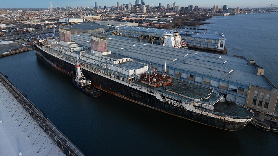 Philadelphia — manufacturer and distributor portals for local businesses