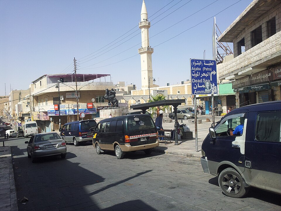 Karak — multi-vendor marketplaces for local businesses