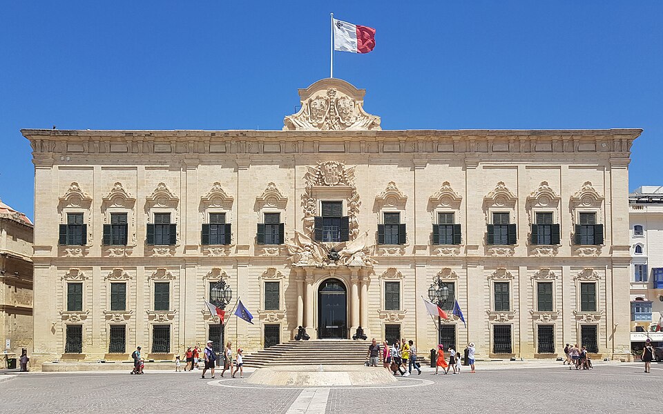 Valletta — local market for manufacturer and distributor portals
