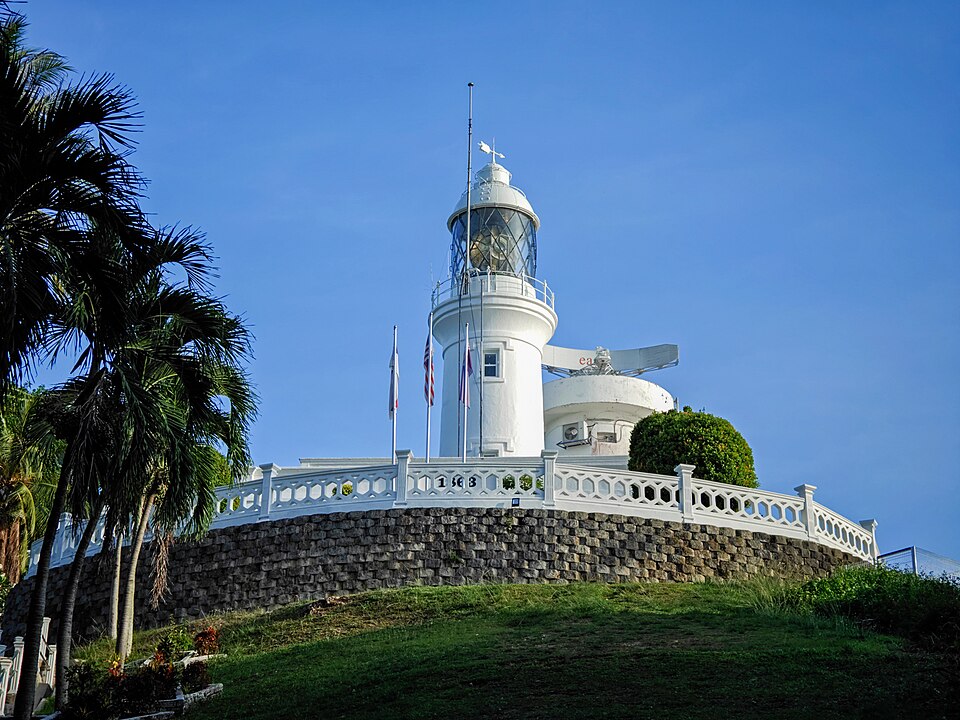 Malacca — local market for service booking platforms