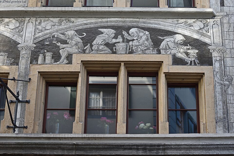 Lucerne — international and multi-region stores for local businesses