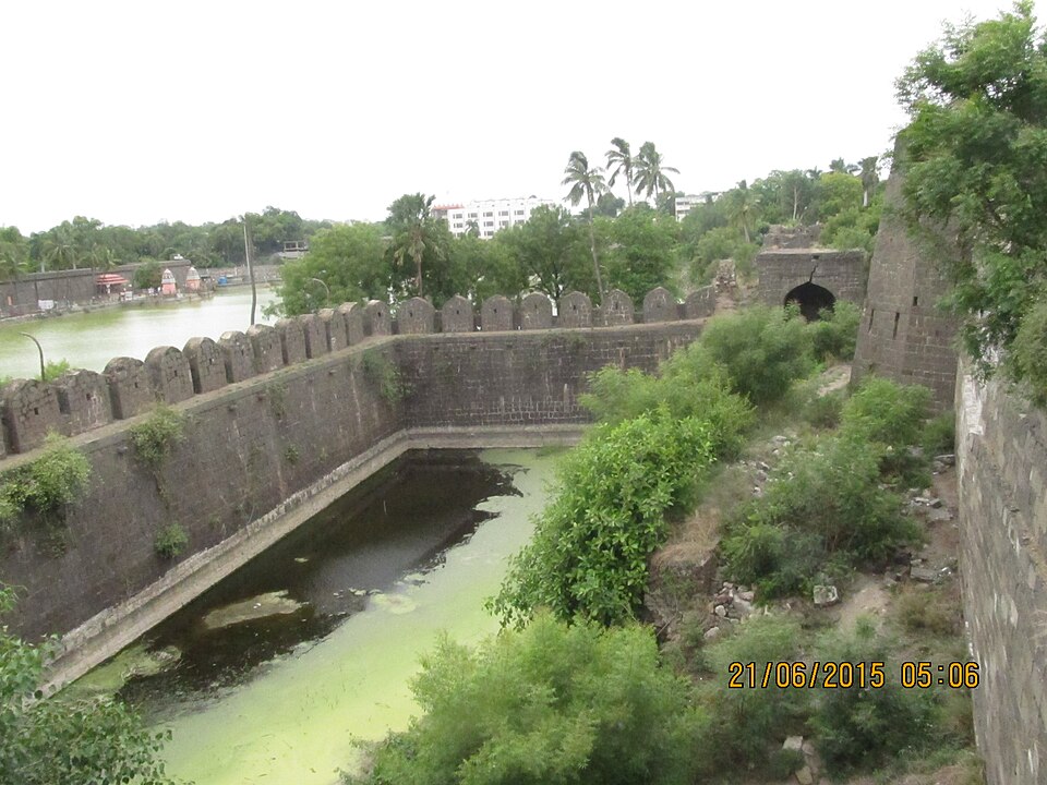 Solapur — local market for custom e-commerce platforms
