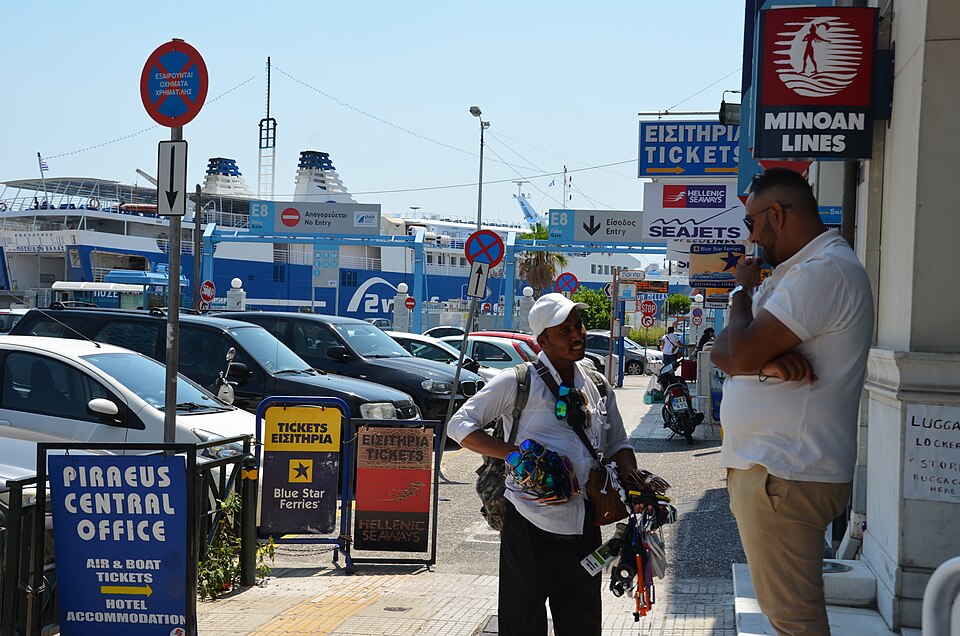 Piraeus — subscription and membership platforms for local businesses
