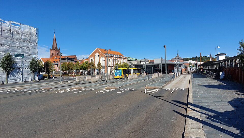 Vejle — manufacturer and distributor portals for local businesses