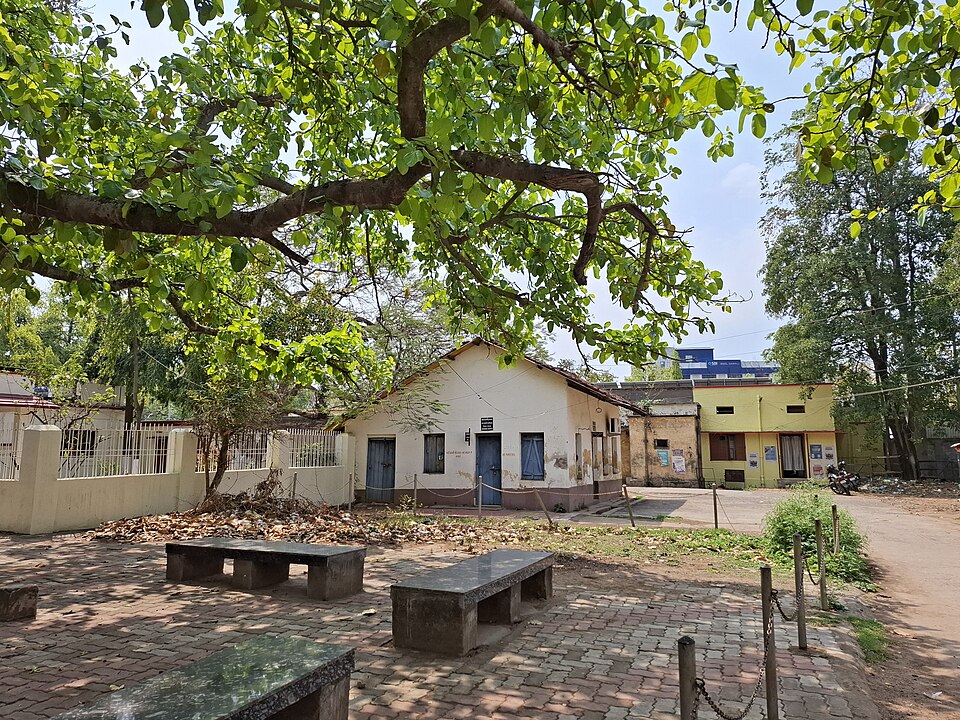 Deoghar — international and multi-region stores for local businesses