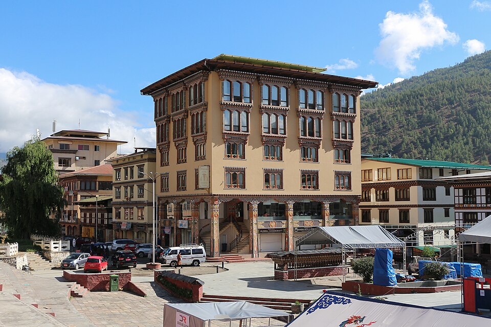 Thimphu — local market for mobile commerce apps