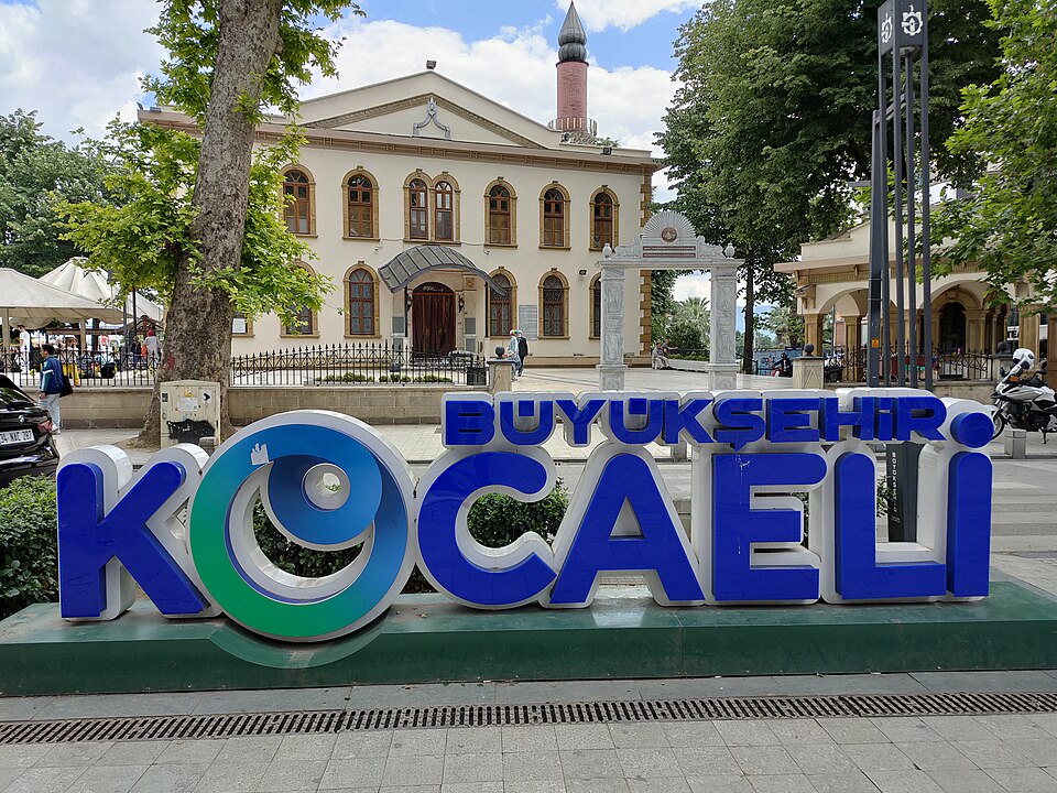 Kocaeli (İzmit) — local market for online stores