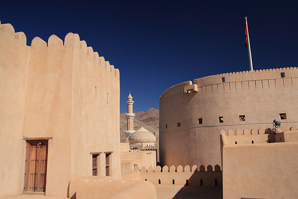 Nizwa — multi-vendor marketplaces for local businesses