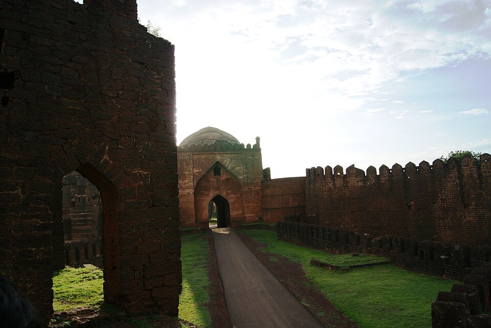 Bidar — service booking platforms for local businesses