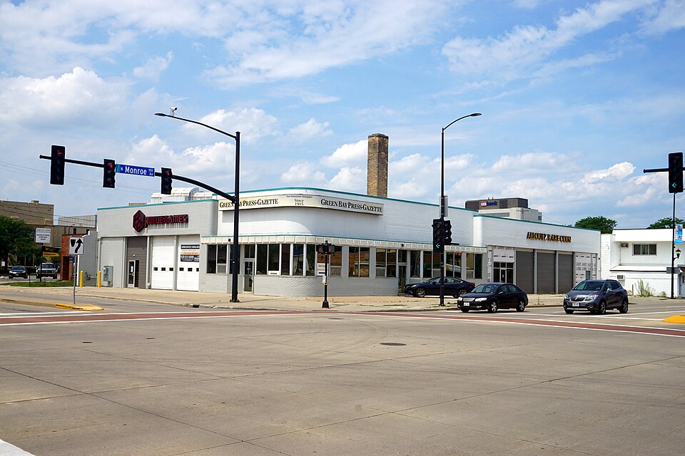 Green Bay — international and multi-region stores for local businesses