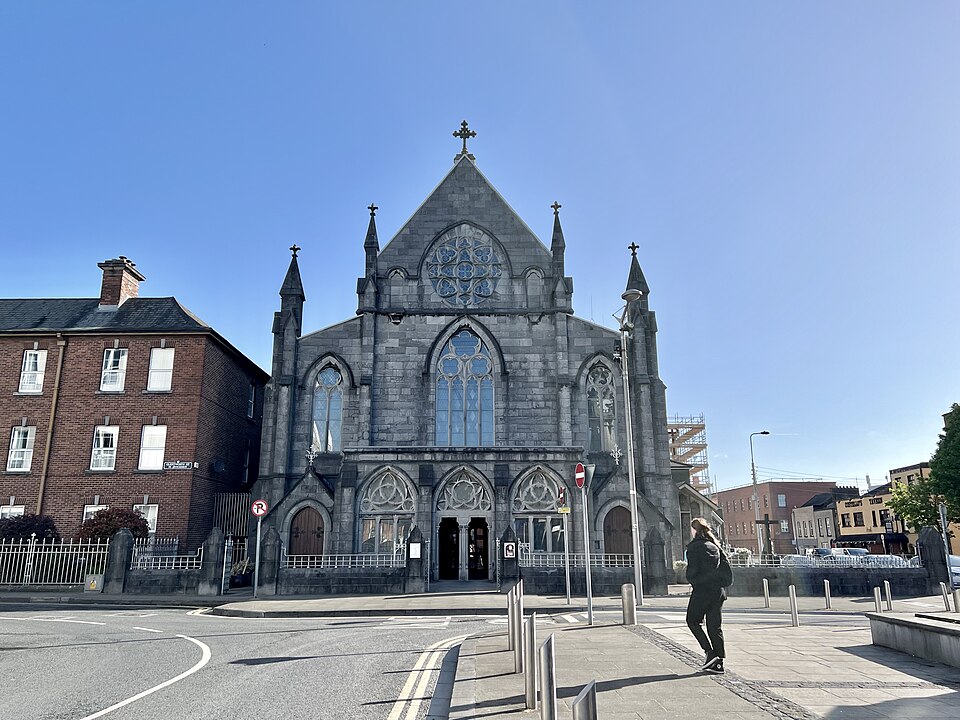 Limerick — local market for custom e-commerce platforms