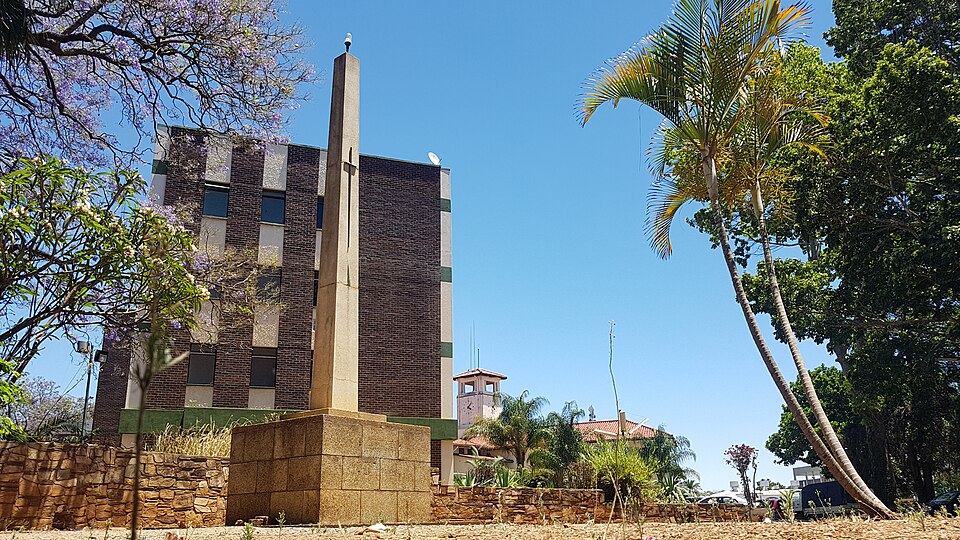 Gweru — local market for B2B and wholesale portals