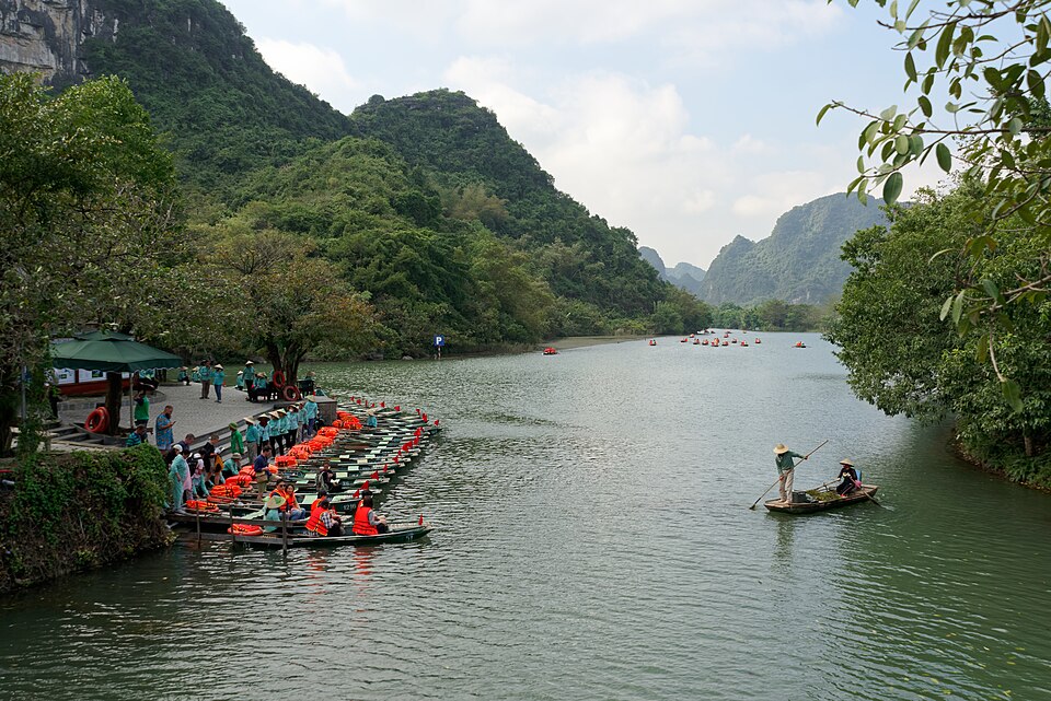 Vietnam — local market for service booking platforms
